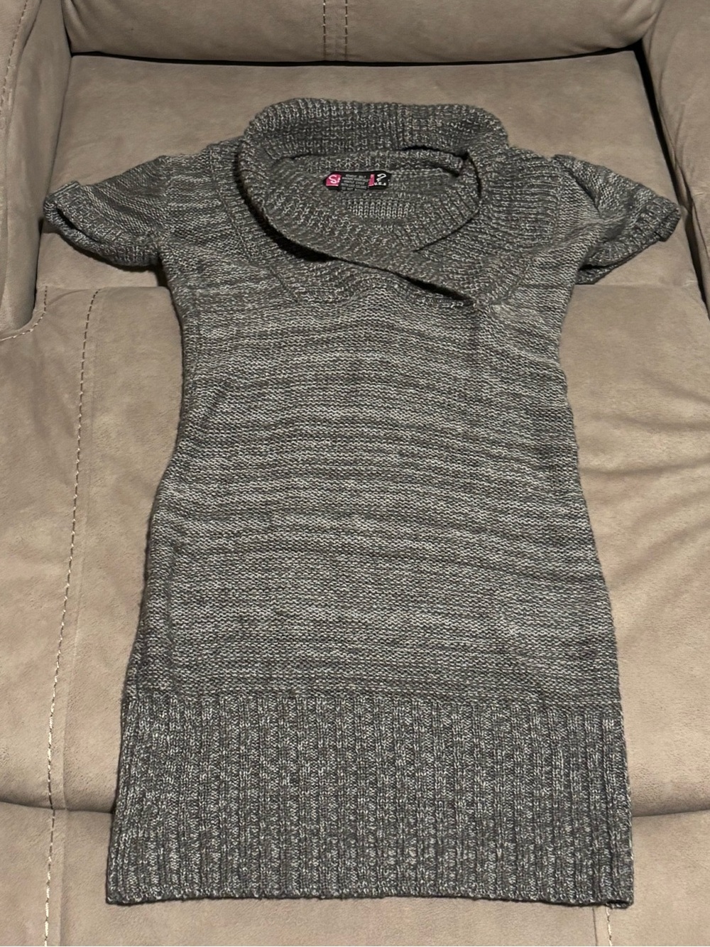 Gray Short Sleeve Shawl Collar Knit Dress